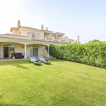 Vila Sleeps 4 With Pool Air Con And Wifi Quinta do Lago